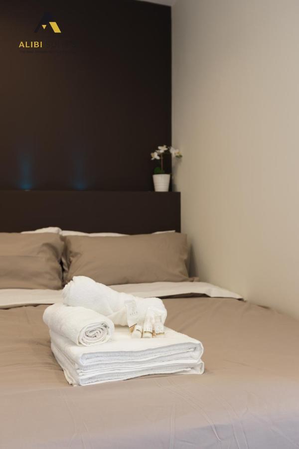 Alibi Suites Suite Museum: Gioiello Con Vista Sul Museo Archeologico Nazionale, Letto E Doccia Con Cromoterapia, Smart Tv, Wifi E A/C Ruvo di Puglia Exterior photo