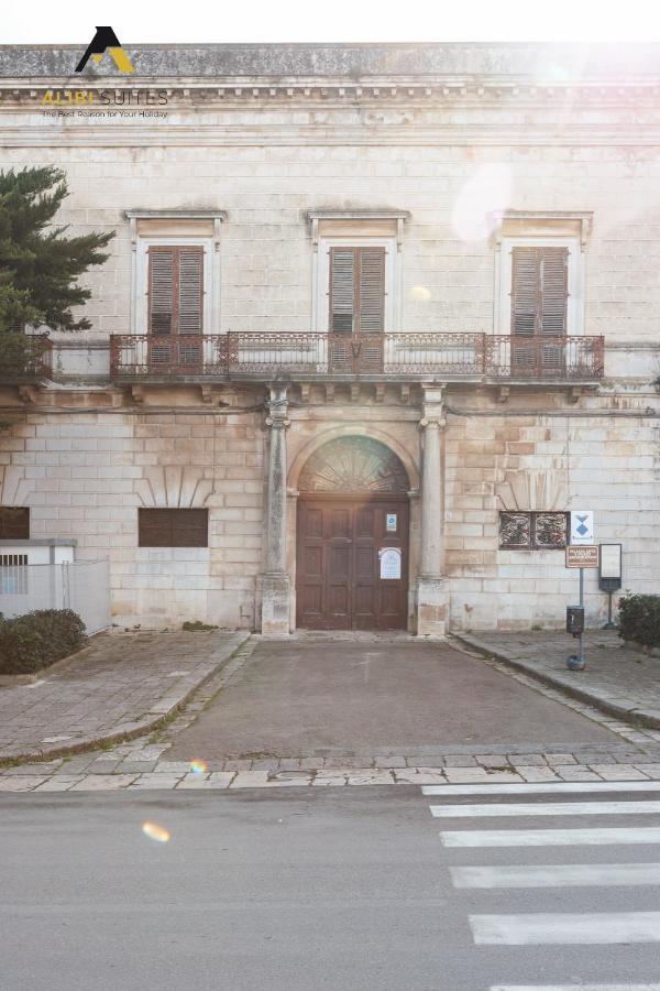 Alibi Suites Suite Museum: Gioiello Con Vista Sul Museo Archeologico Nazionale, Letto E Doccia Con Cromoterapia, Smart Tv, Wifi E A/C Ruvo di Puglia Exterior photo